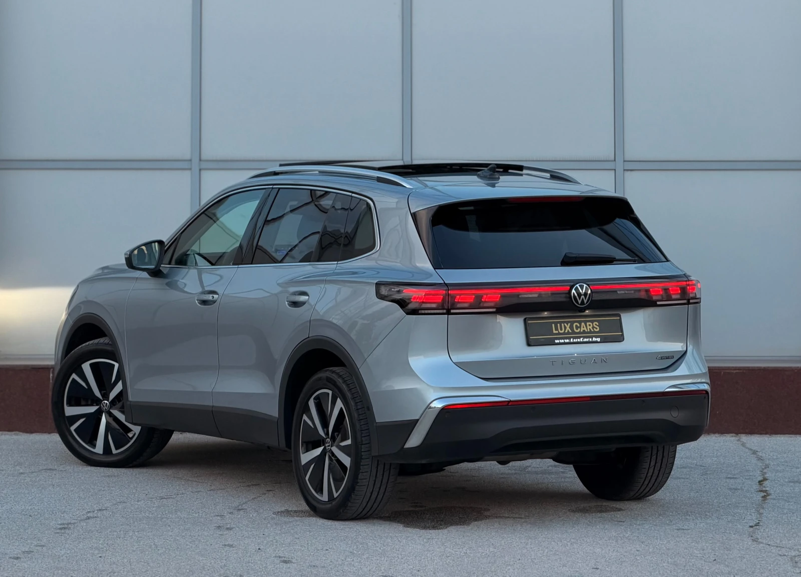 VW Tiguan -IQ-led-Massage-Keyless-Cam360-Panorama-4-Motion- | Mobile.bg � ����������� 4