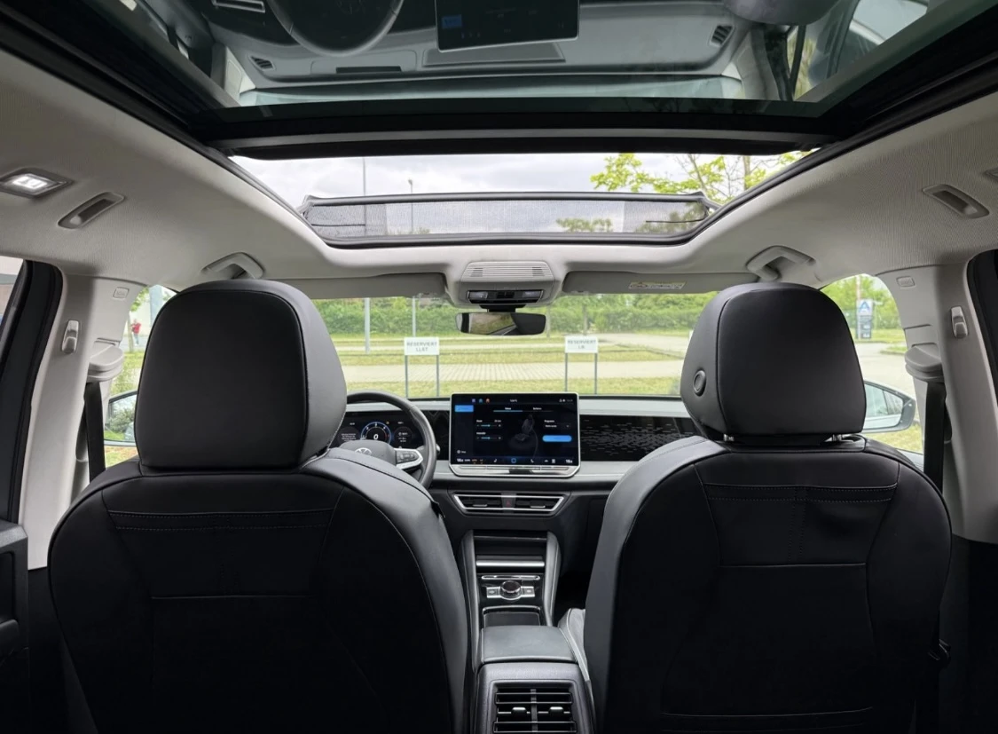 VW Tiguan -IQ-led-Massage-Keyless-Cam360-Panorama-4-Motion-, снимка 16 - Автомобили и джипове - 54704782