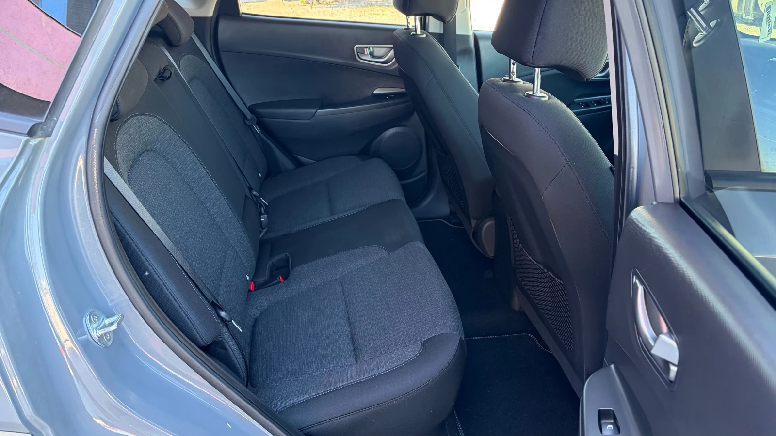 Hyundai Kona 39kWh, снимка 11 - Автомобили и джипове - 54910172