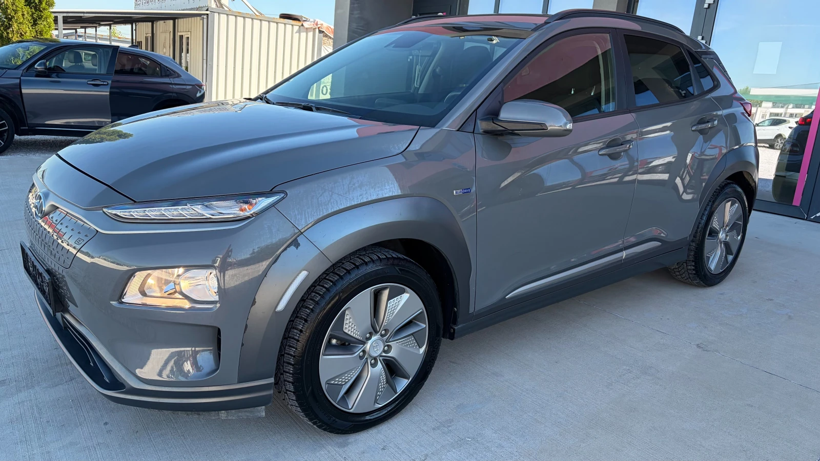Hyundai Kona 39kWh, снимка 2 - Автомобили и джипове - 54910172