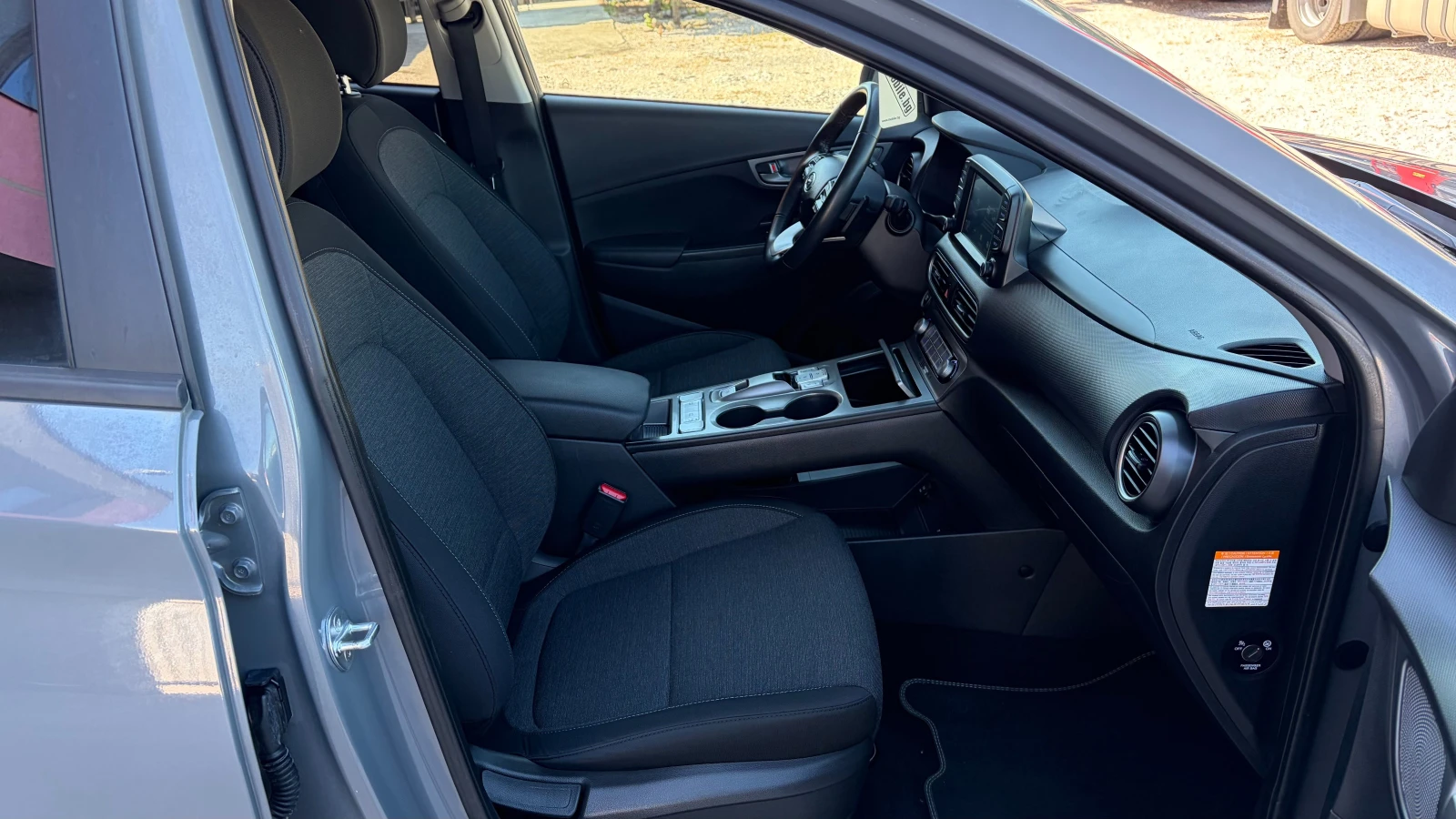 Hyundai Kona 39kWh, снимка 12 - Автомобили и джипове - 54910172