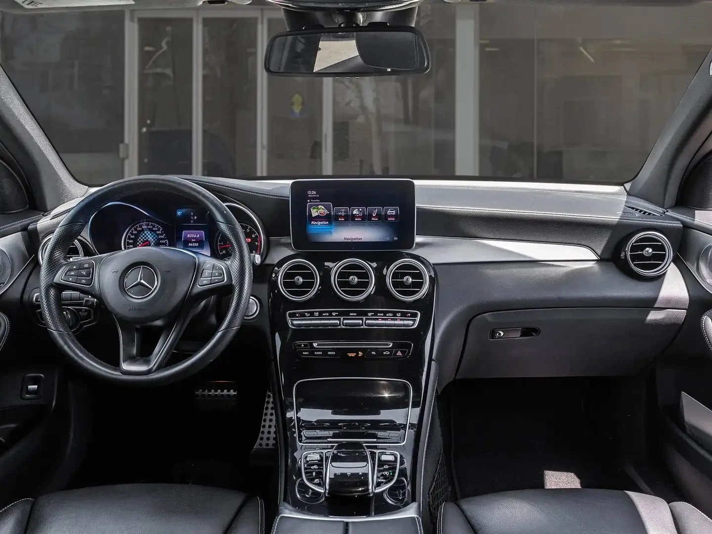 Mercedes-Benz GLC 43 AMG ЦЕНА ДО БЪЛГАРИЯ РЕГИСТРАЦИЯ & АВТОКРЕДИТ, снимка 10 - Автомобили и джипове - 55445078