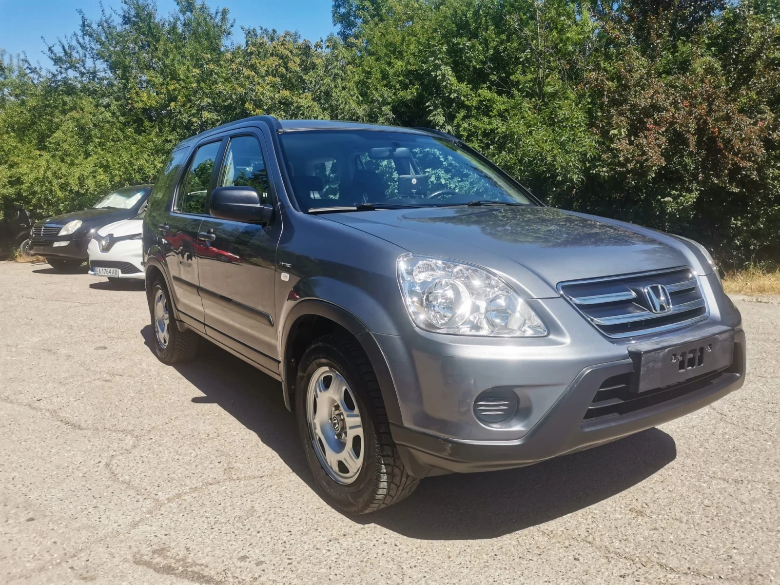 Honda Cr-v 2.0 V-TEC NAVI, снимка 3 - Автомобили и джипове - 55707549