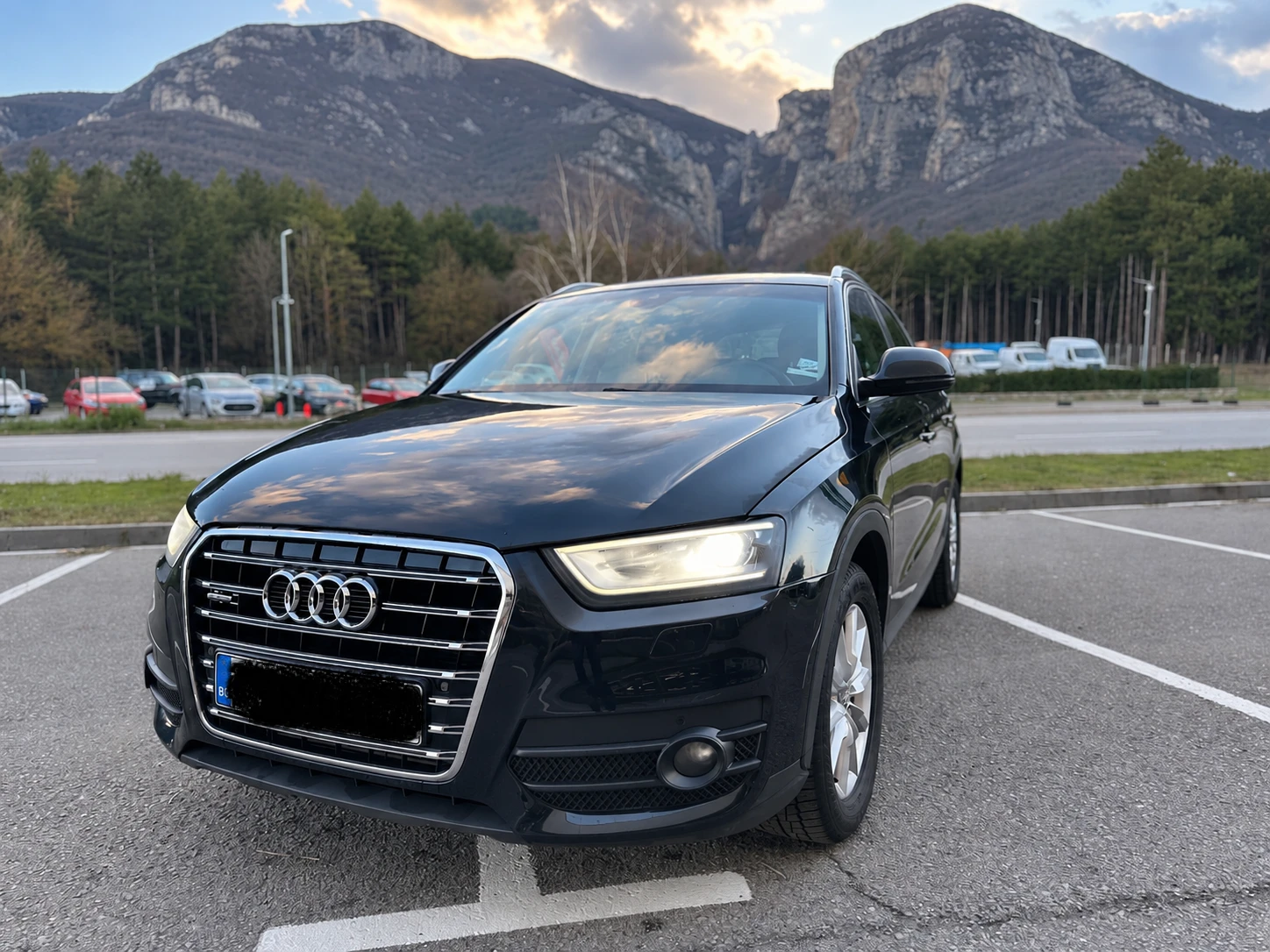 Audi Q3 2.0 TDI S-line Quattro, снимка 2 - Автомобили и джипове - 55968398
