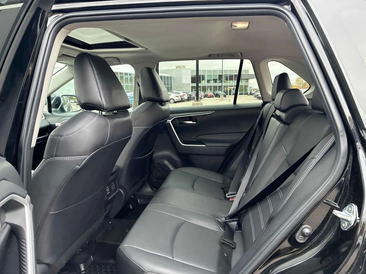 Toyota Rav4 * XLE * CARFAX * ����� �� ����������� | Mobile.bg � ����������� 13