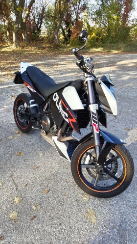Обява за продажба на Ktm Duke 690 ~6 900 лв. - изображение 4 | Auto.bg Обява за продажба на Ktm Duke 690 ~6 900 лв. - изображение 4