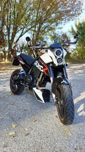 Обява за продажба на Ktm Duke 690 ~6 900 лв. - изображение 1 | Auto.bg Обява за продажба на Ktm Duke 690 ~6 900 лв. - изображение 1