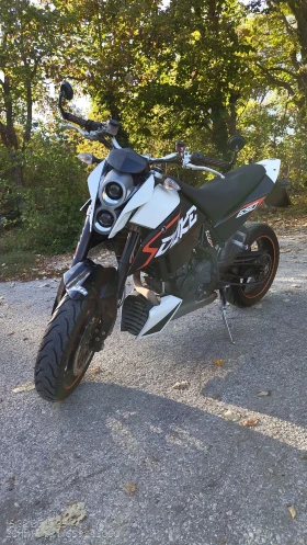 Обява за продажба на Ktm Duke 690 ~6 900 лв. - изображение 1 | Auto.bg Обява за продажба на Ktm Duke 690 ~6 900 лв. - изображение 1