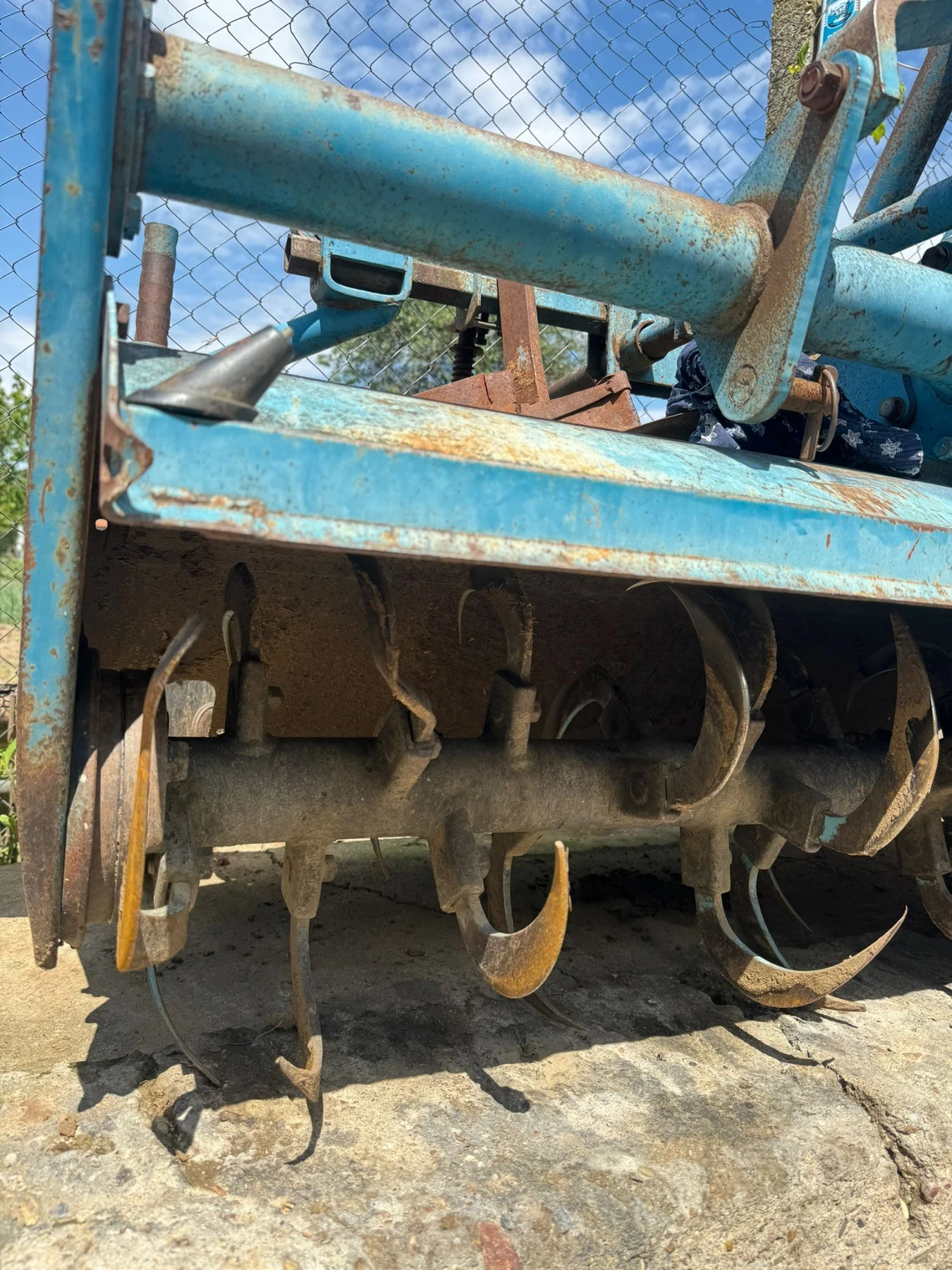 ������� Mitsubishi ST2020 | Mobile.bg � ����������� 15