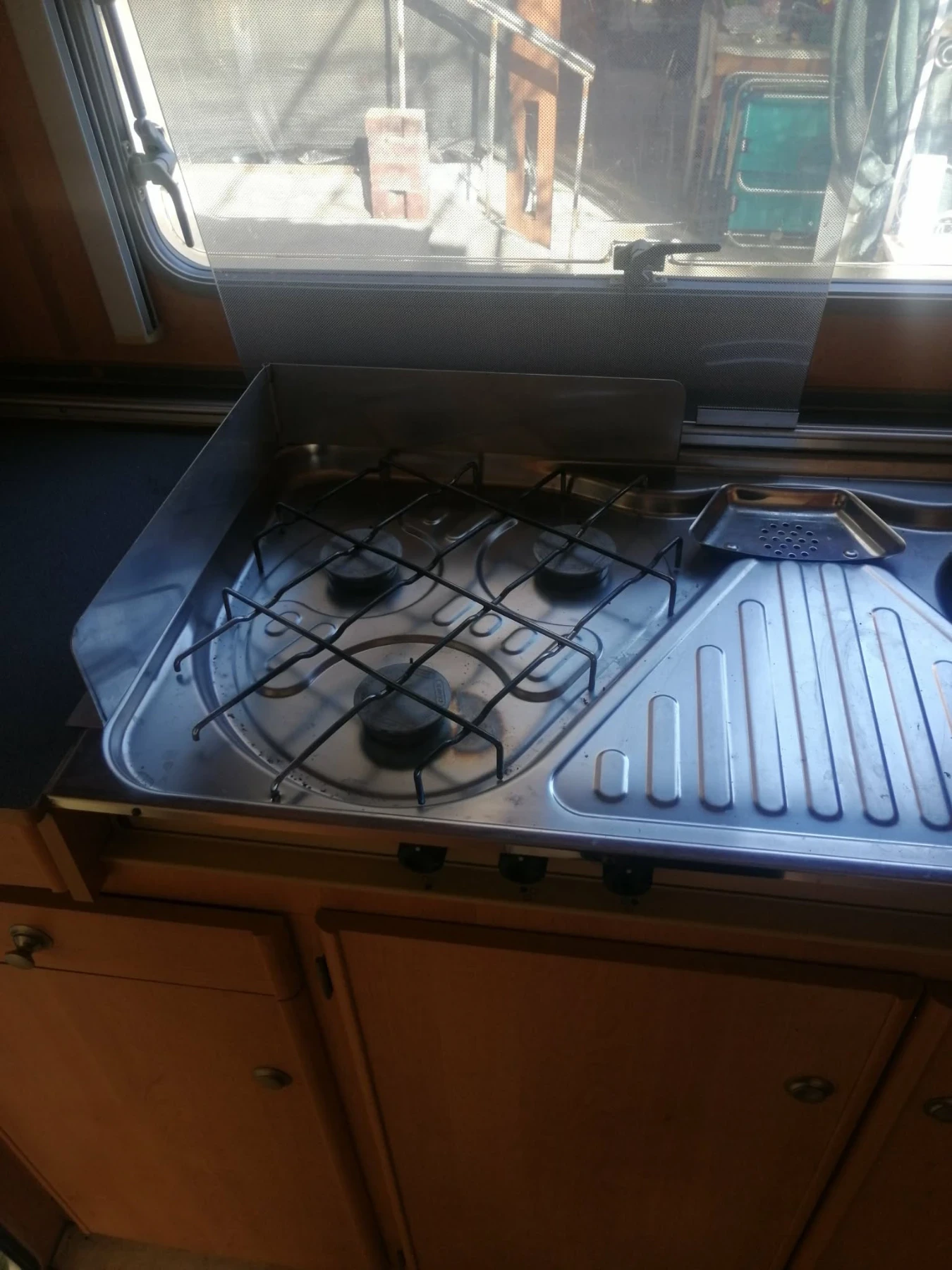 Каравана Caravelair, снимка 7 - Каравани и кемпери - 55127598