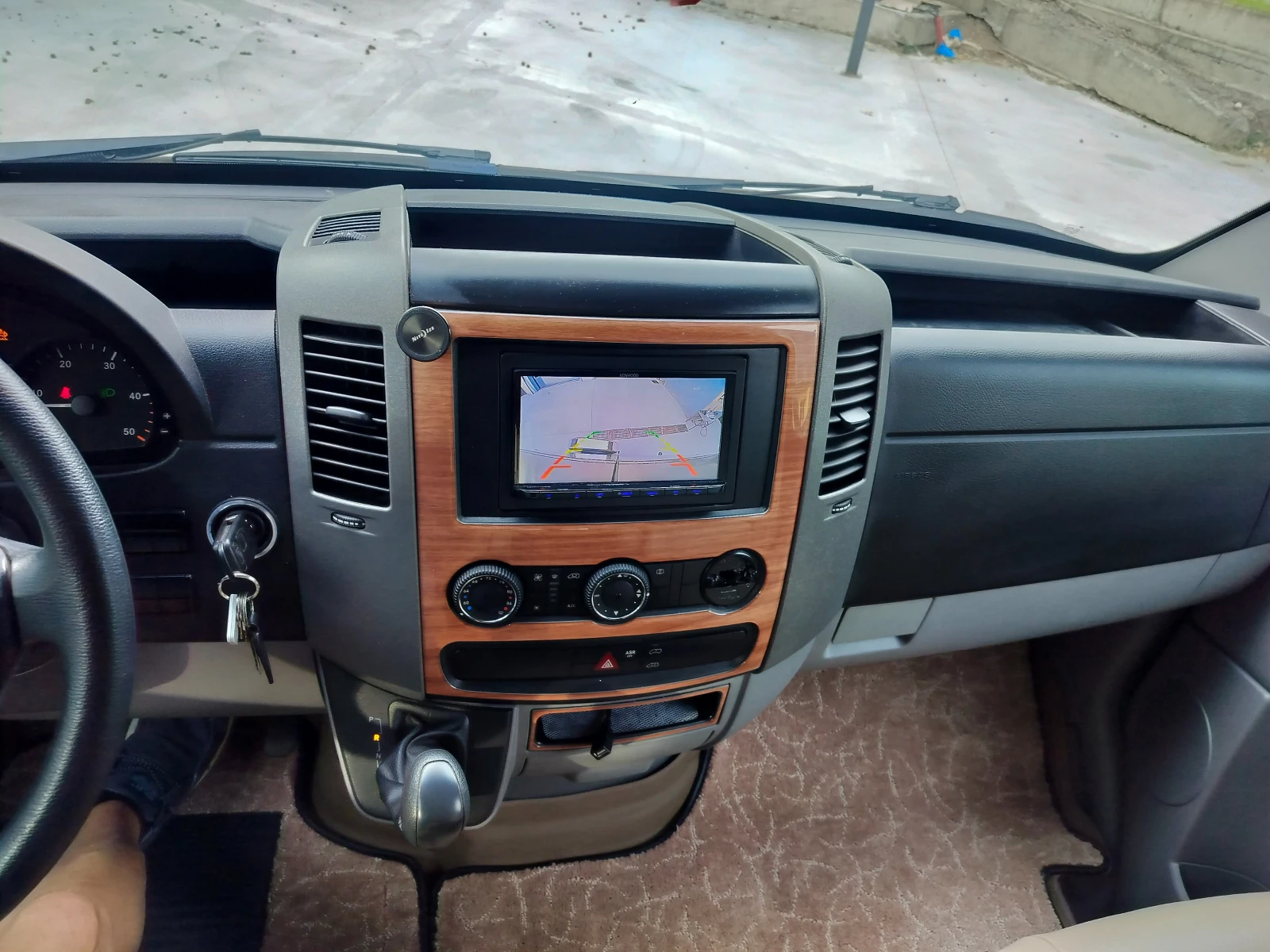 Кемпер Mercedes-Benz SPRINTER, снимка 9 - Каравани и кемпери - 55384477