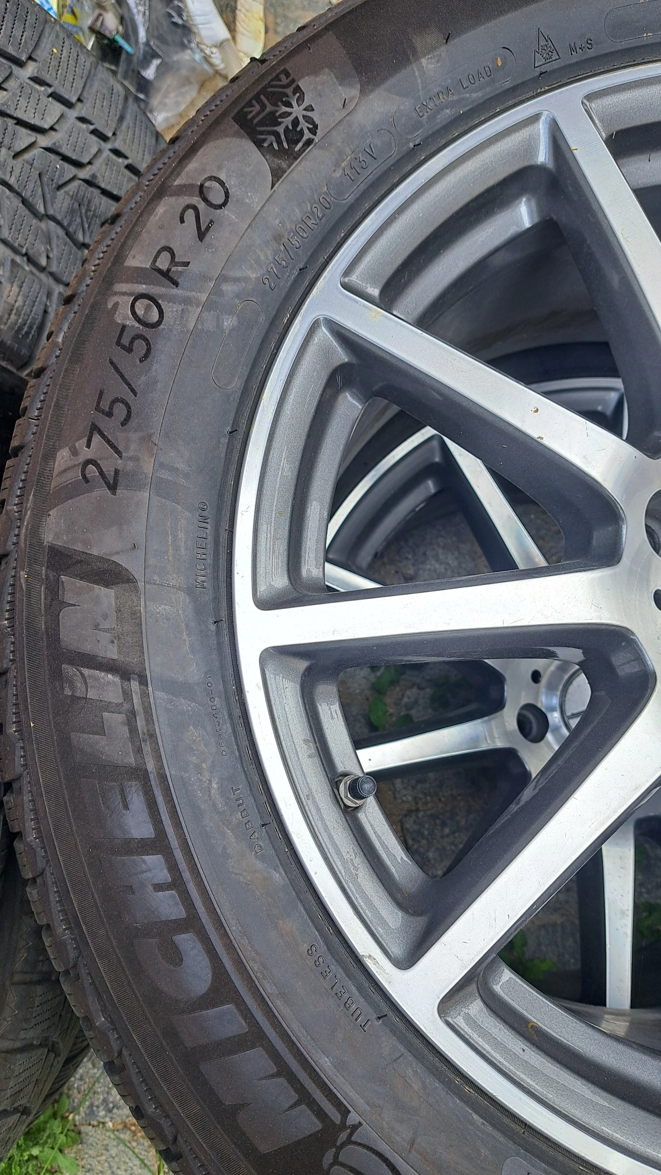 Гуми с джанти Michelin 275/50R20, снимка 5 - Гуми и джанти - 54573599