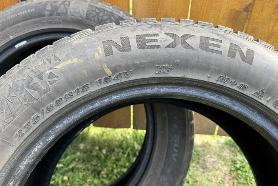 Гуми Зимни 225/60R18, снимка 6 - Гуми и джанти - 55479304