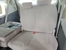 Toyota Sienna, снимка 12