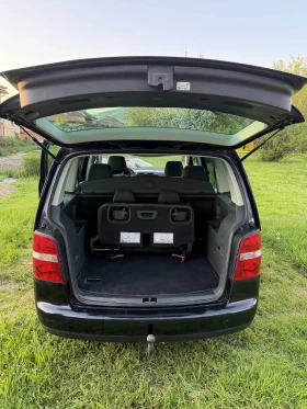 VW Touran 2.0 TDI 7местна , снимка 3