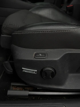 VW Golf Variant 2.0 TDI Highline , снимка 10