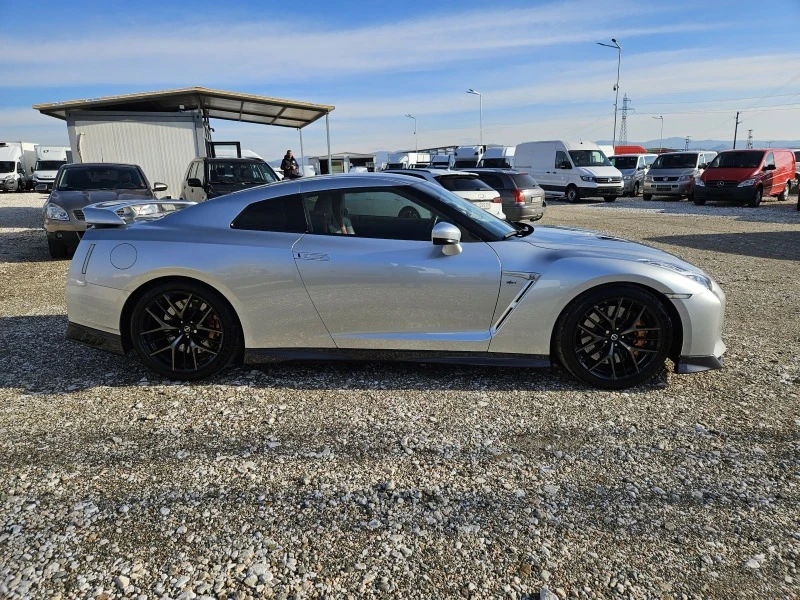 Nissan Gt-r, снимка 6 - Автомобили и джипове - 43216919