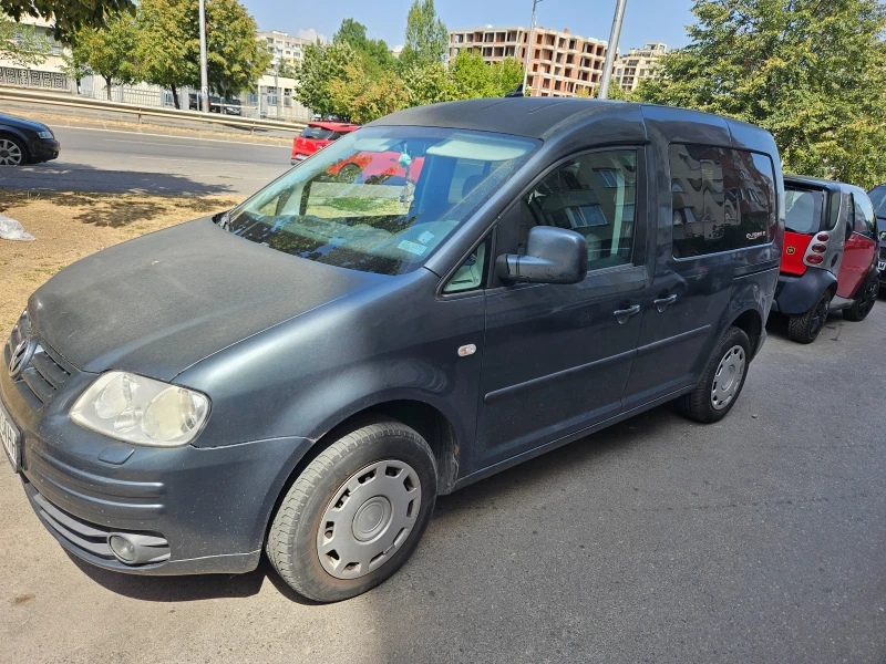 VW Caddy 1.9 TDI, снимка 8 - Автомобили и джипове - 47328683