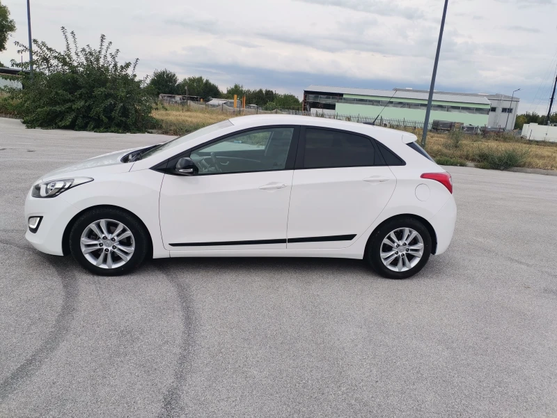 Hyundai I30 1.6, снимка 4 - Автомобили и джипове - 48393245