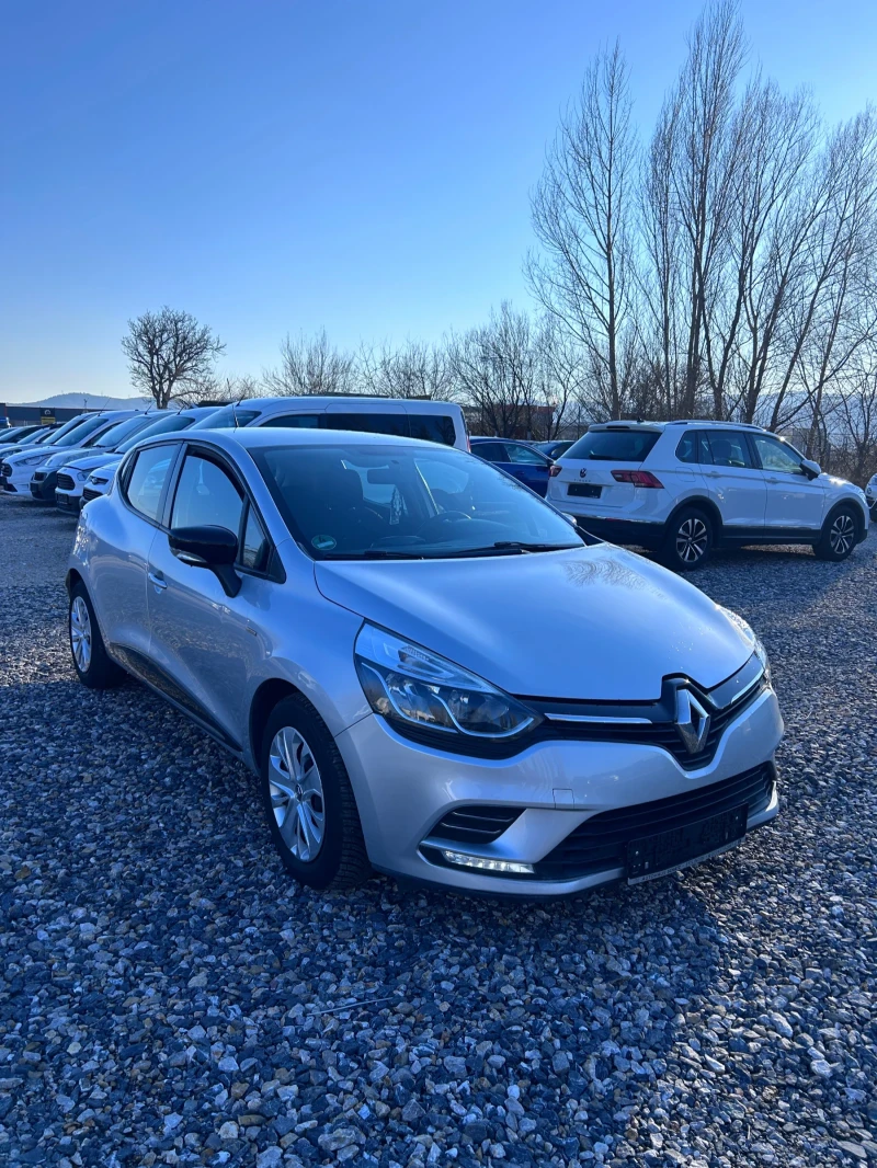 Renault Clio 1.5 D SERVICE BOOK EURO 6 , снимка 2 - Автомобили и джипове - 48440574