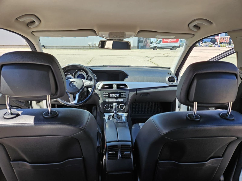 Mercedes-Benz C 200 Facelift, снимка 6 - Автомобили и джипове - 51594550