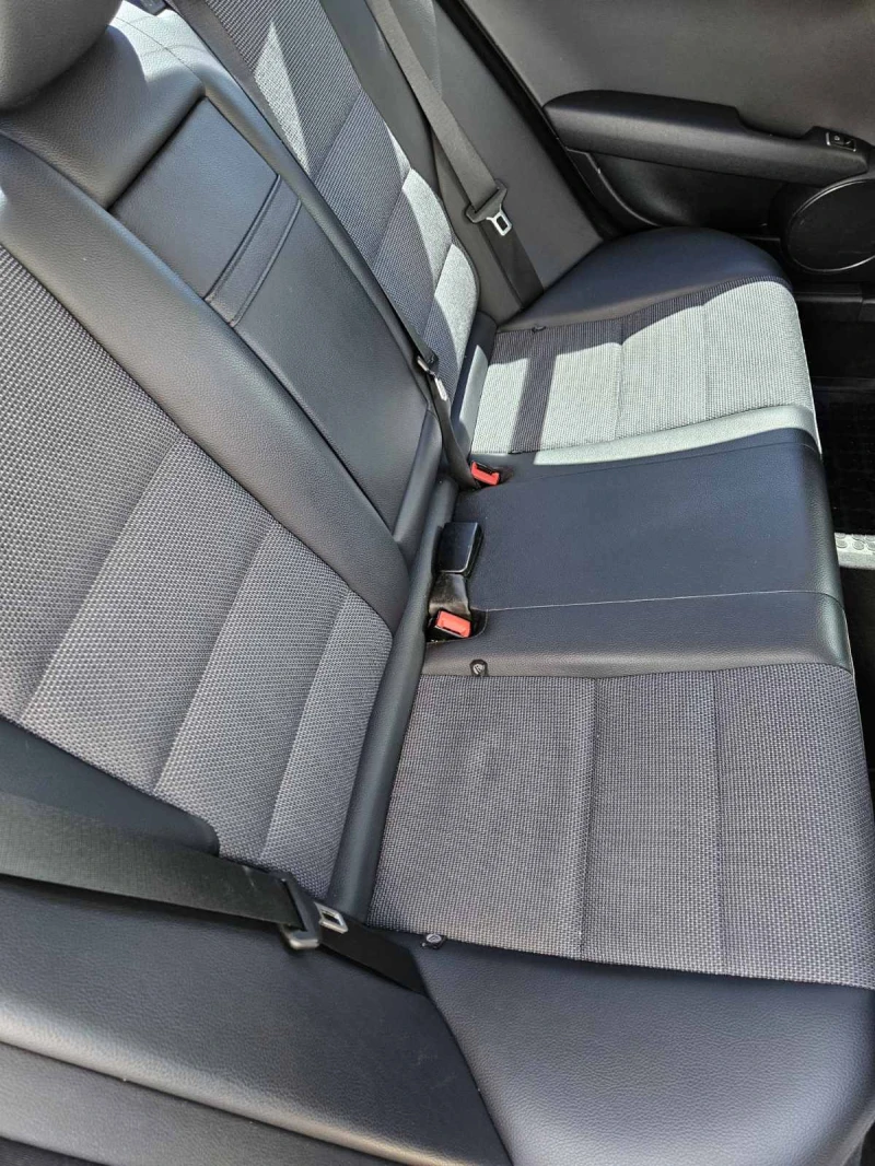 Mercedes-Benz C 200 Facelift, снимка 5 - Автомобили и джипове - 51594550