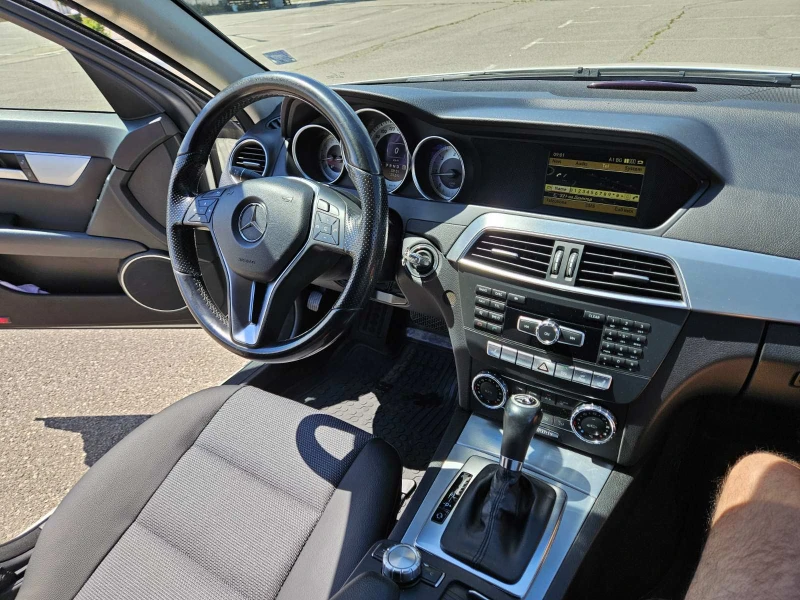 Mercedes-Benz C 200 Facelift, снимка 10 - Автомобили и джипове - 51594550