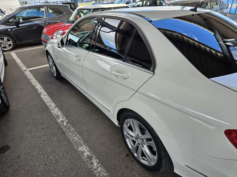 Mercedes-Benz C 200 Facelift, снимка 12 - Автомобили и джипове - 51594550