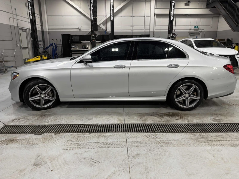 Mercedes-Benz E 400 * АВТО КРЕДИТ* ЦЕНА ДО БГ * Сервизна история * , снимка 2 - Автомобили и джипове - 52690472