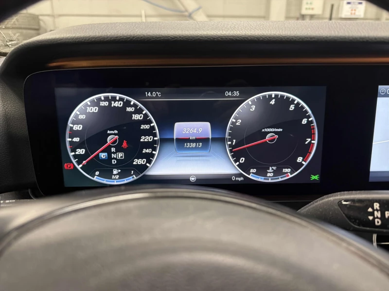 Mercedes-Benz E 400 * АВТО КРЕДИТ* ЦЕНА ДО БГ * Сервизна история * , снимка 8 - Автомобили и джипове - 52690472