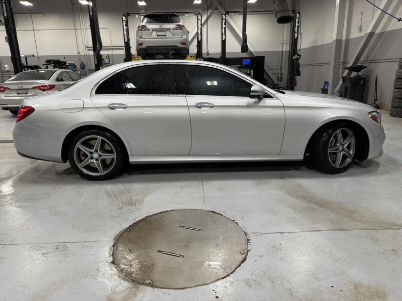 Mercedes-Benz E 400 * АВТО КРЕДИТ* ЦЕНА ДО БГ * Сервизна история * , снимка 3 - Автомобили и джипове - 52690472