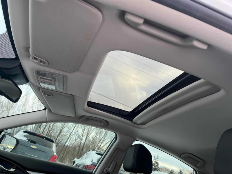 Honda Civic * Touring * CARFAX * БЕЗ ПЪРВОНАЧАЛНА ВНОСКА, снимка 12 - Автомобили и джипове - 52690363