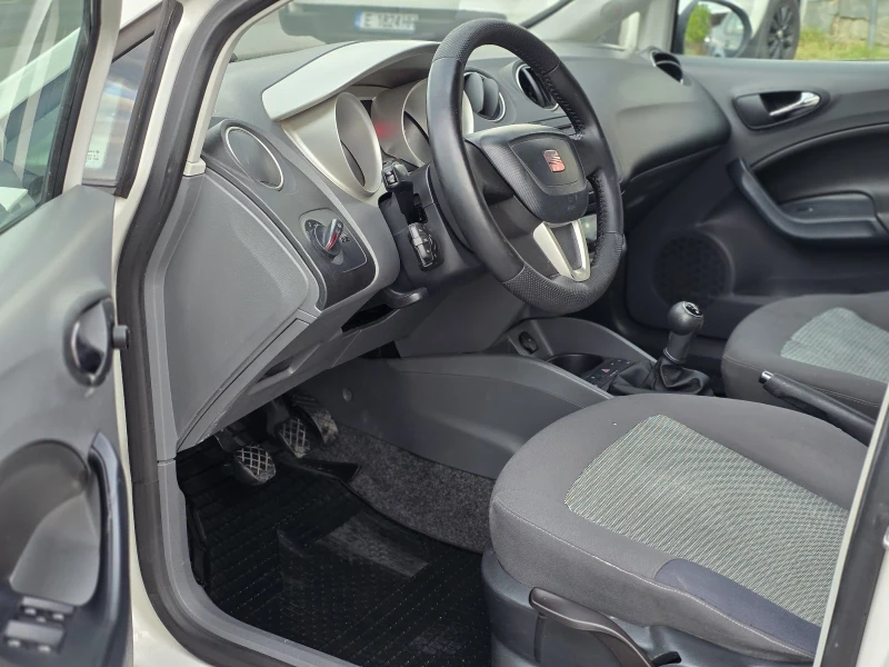 Seat Ibiza 1.4 tdi 80 k.c. ЛИЗИНГ, снимка 9 - Автомобили и джипове - 52789306