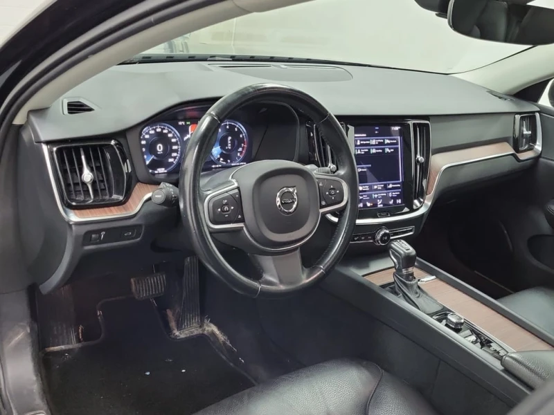 Volvo V60 * MOMENTUM * CARFAX * ЦЕНА ДО БГ, снимка 10 - Автомобили и джипове - 52866352