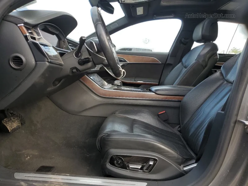 Audi A8 Long* Bose* HUD* Kрайна цена до БГ, снимка 8 - Автомобили и джипове - 53123279