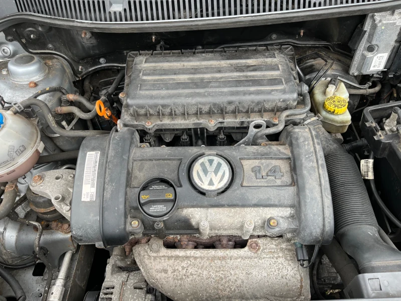 VW Polo 1.4i GOAL, снимка 9 - Автомобили и джипове - 53249692
