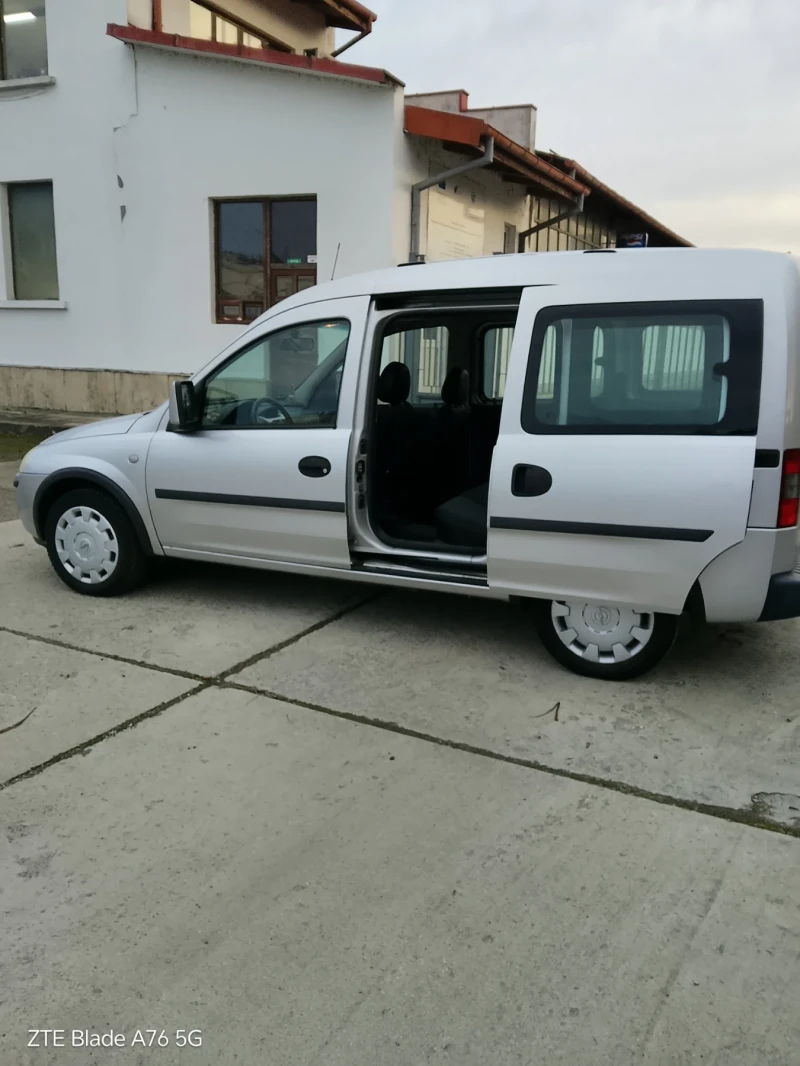 Opel Combo Пътническо, снимка 5 - Автомобили и джипове - 53274171