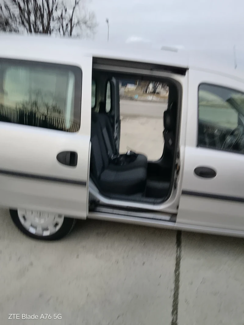 Opel Combo Пътническо, снимка 7 - Автомобили и джипове - 53274171