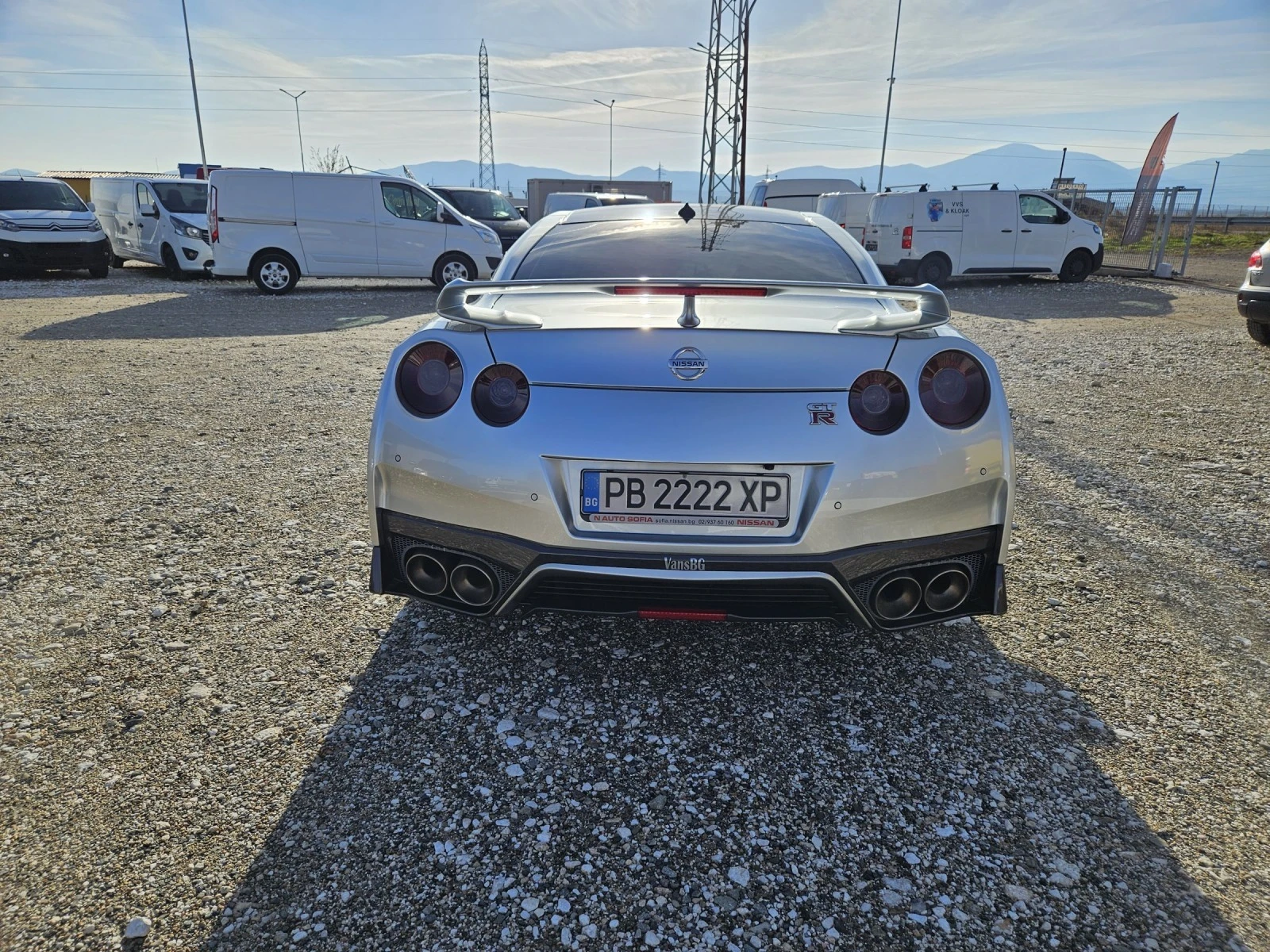 Nissan Gt-r  - изображение 4