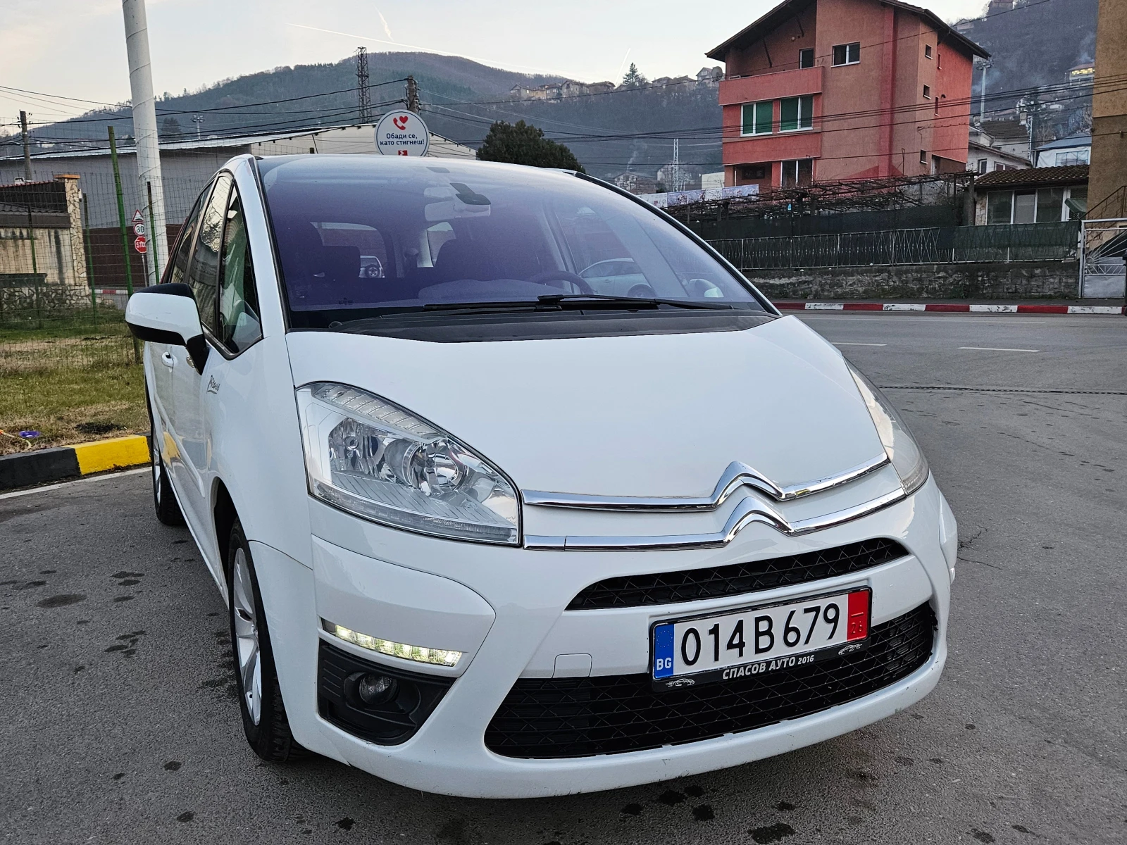 Citroen Grand C4 Picasso 1.6Hdi Facelift/7mesta/6skorosti - изображение 8