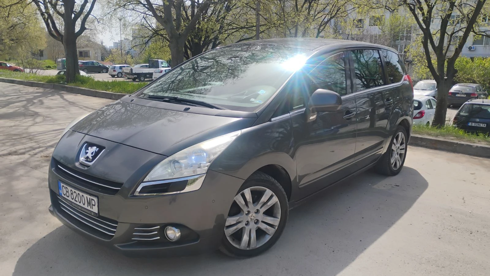 Peugeot 5008 1.6i, 7 места - изображение 2