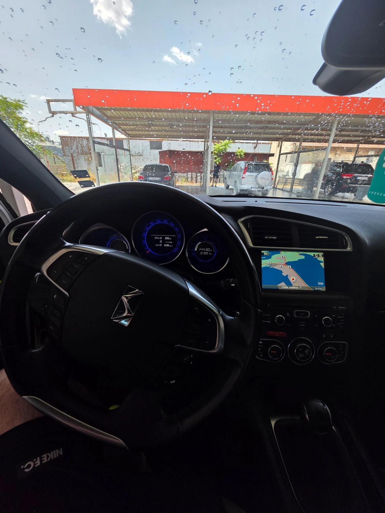 Citroen DS4 1.6 HDI - изображение 10