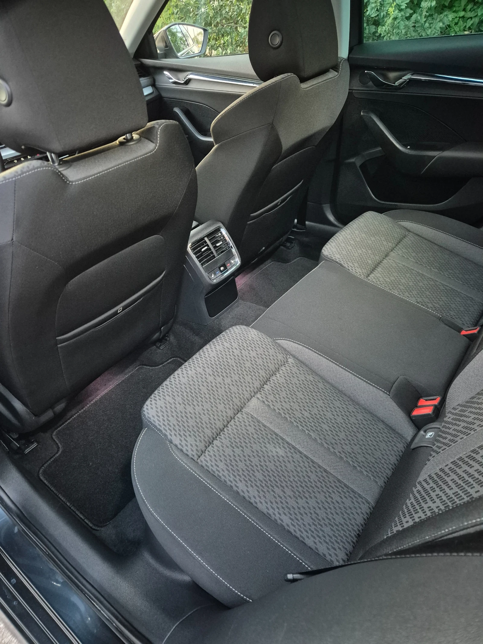 Skoda Octavia 2.0D/21г./ - изображение 8