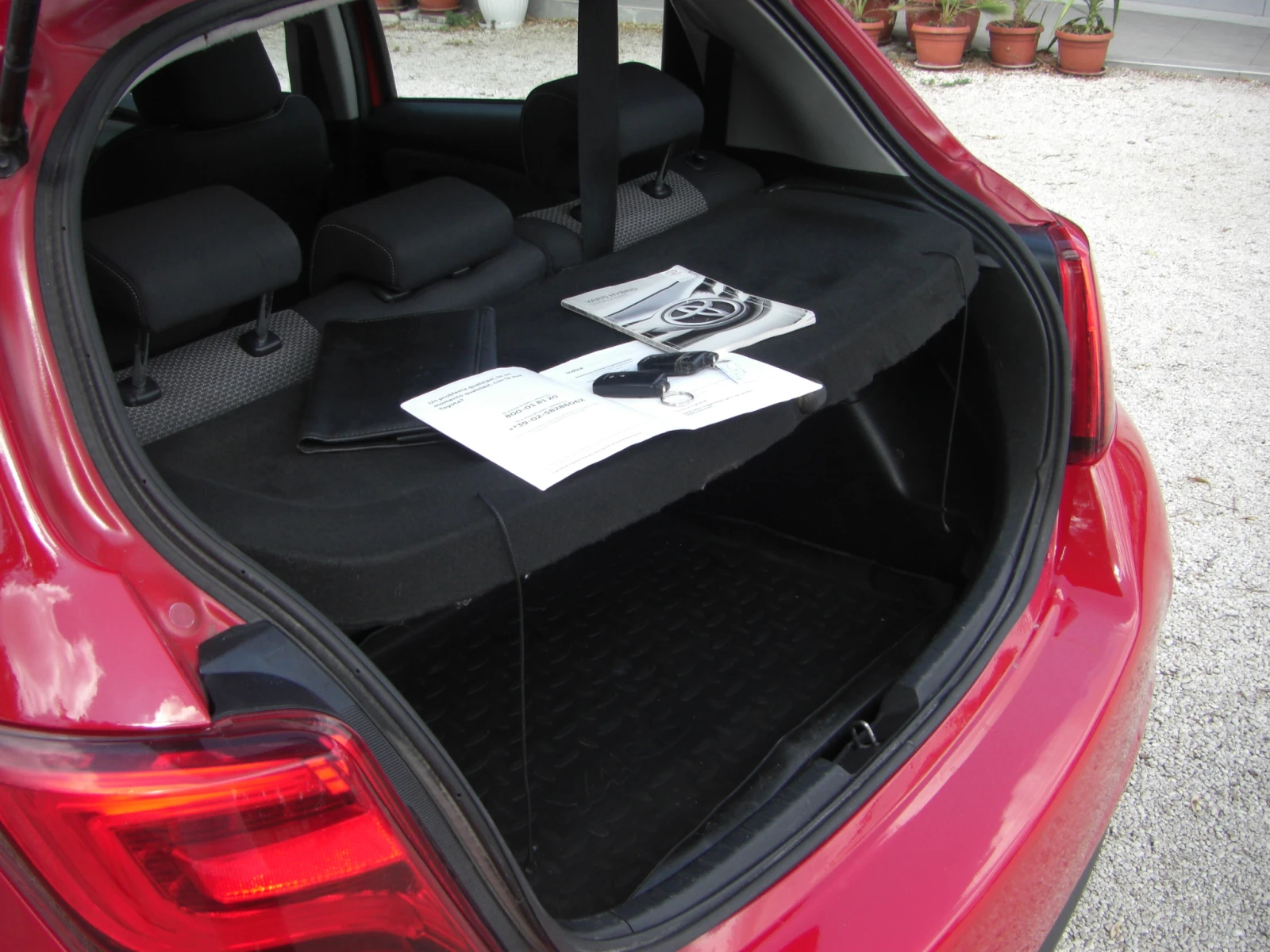 Toyota Yaris 1.5i HYBRID NAVI LED EURO 6B | Mobile.bg   16