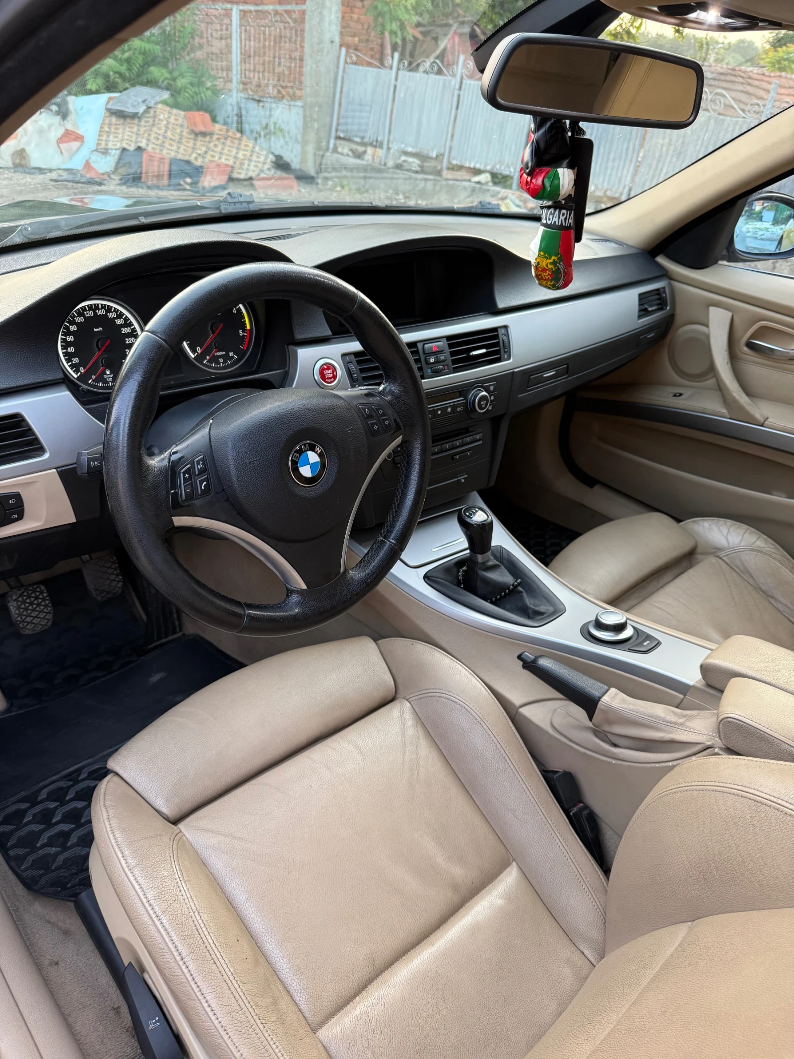 BMW 330  - изображение 7