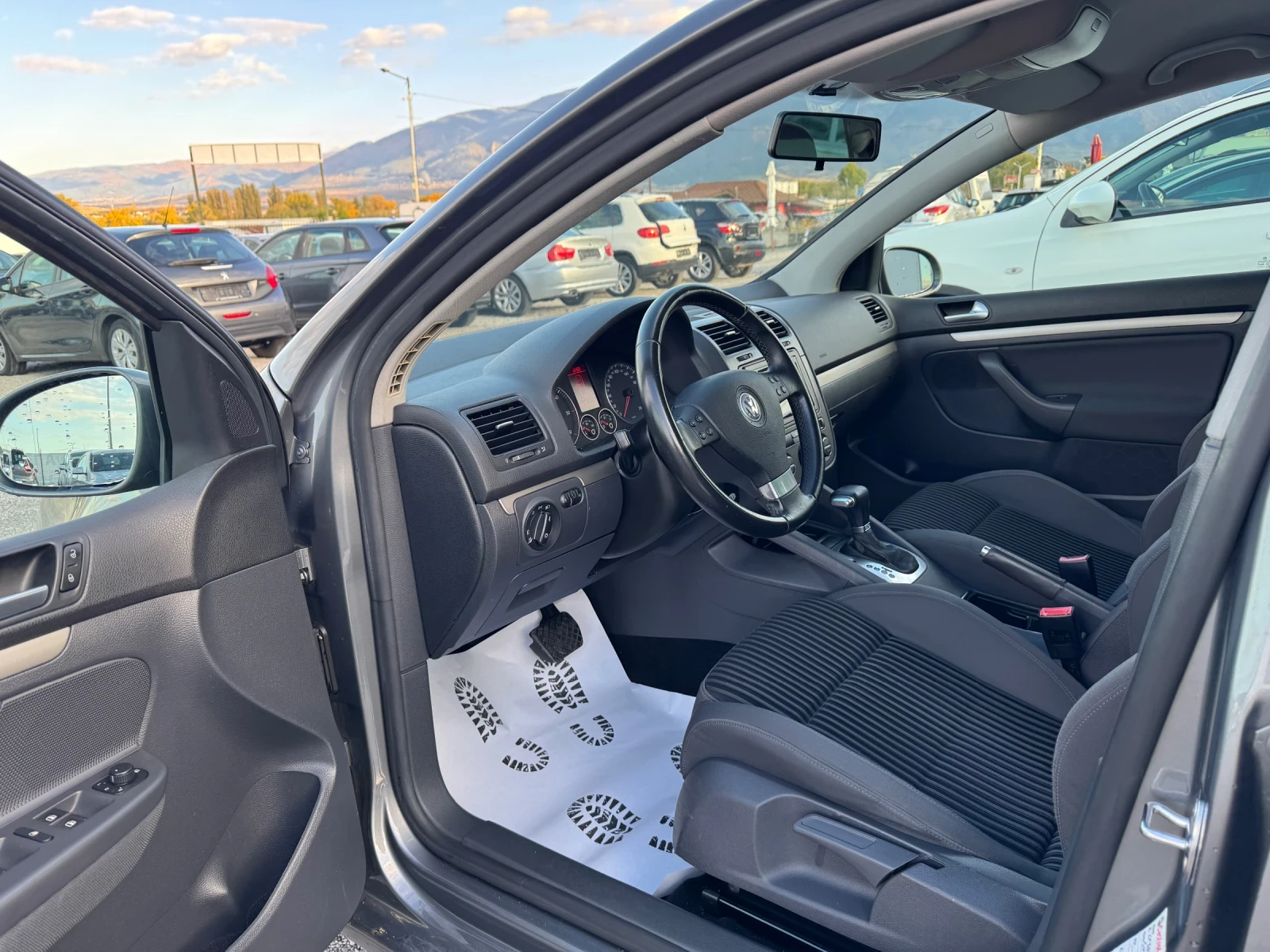 VW Golf 2.0TDI/130.000км/АВТОМАТ/НОВА - изображение 8