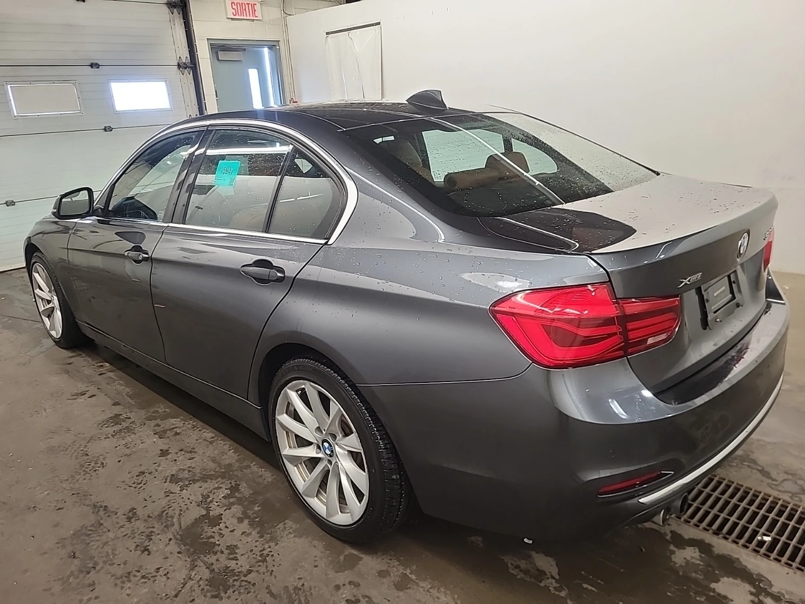 BMW 328 XDRIVE * * CARFAX * *   * *  | Mobile.bg   4