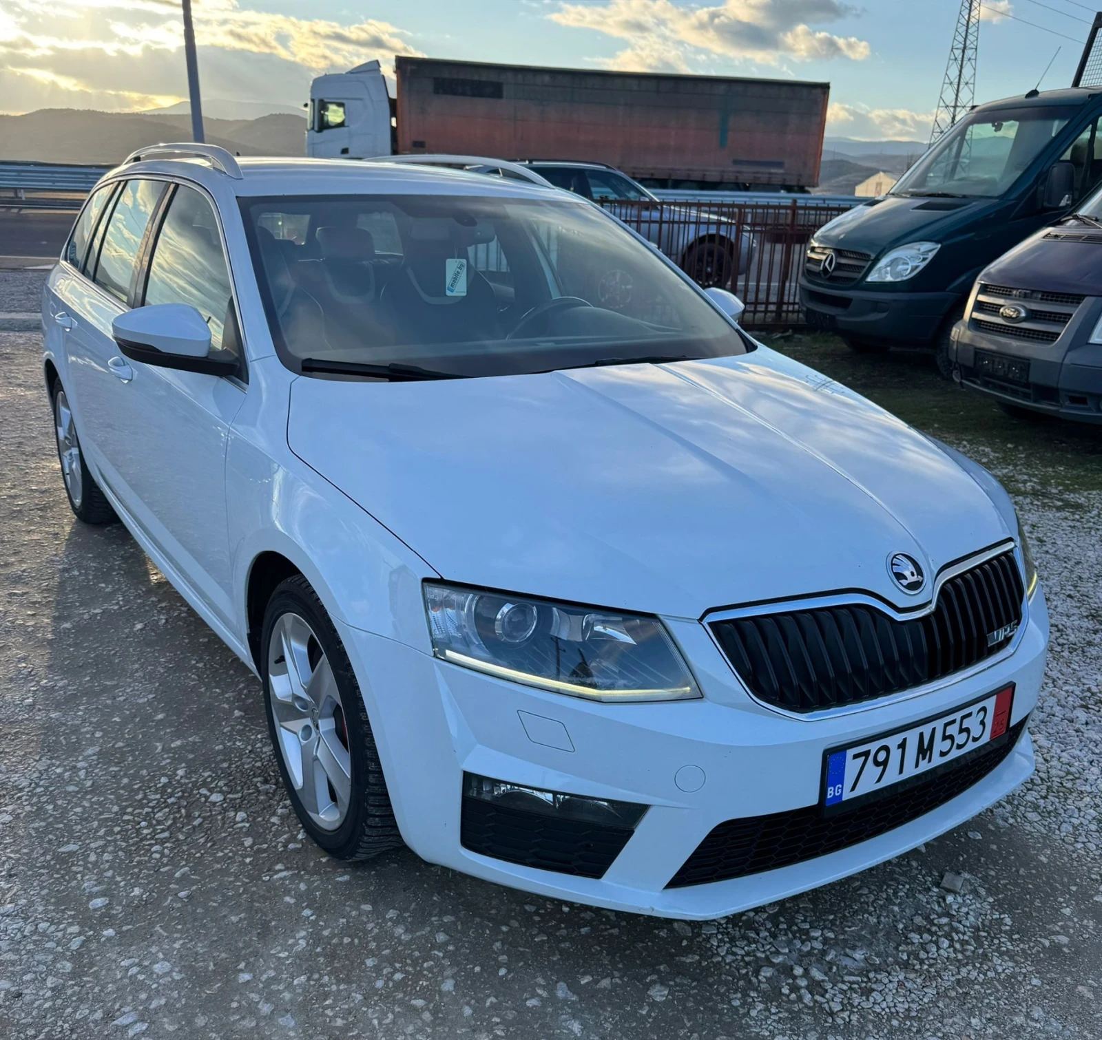 Skoda Octavia 2.0TDI VRS  - изображение 7