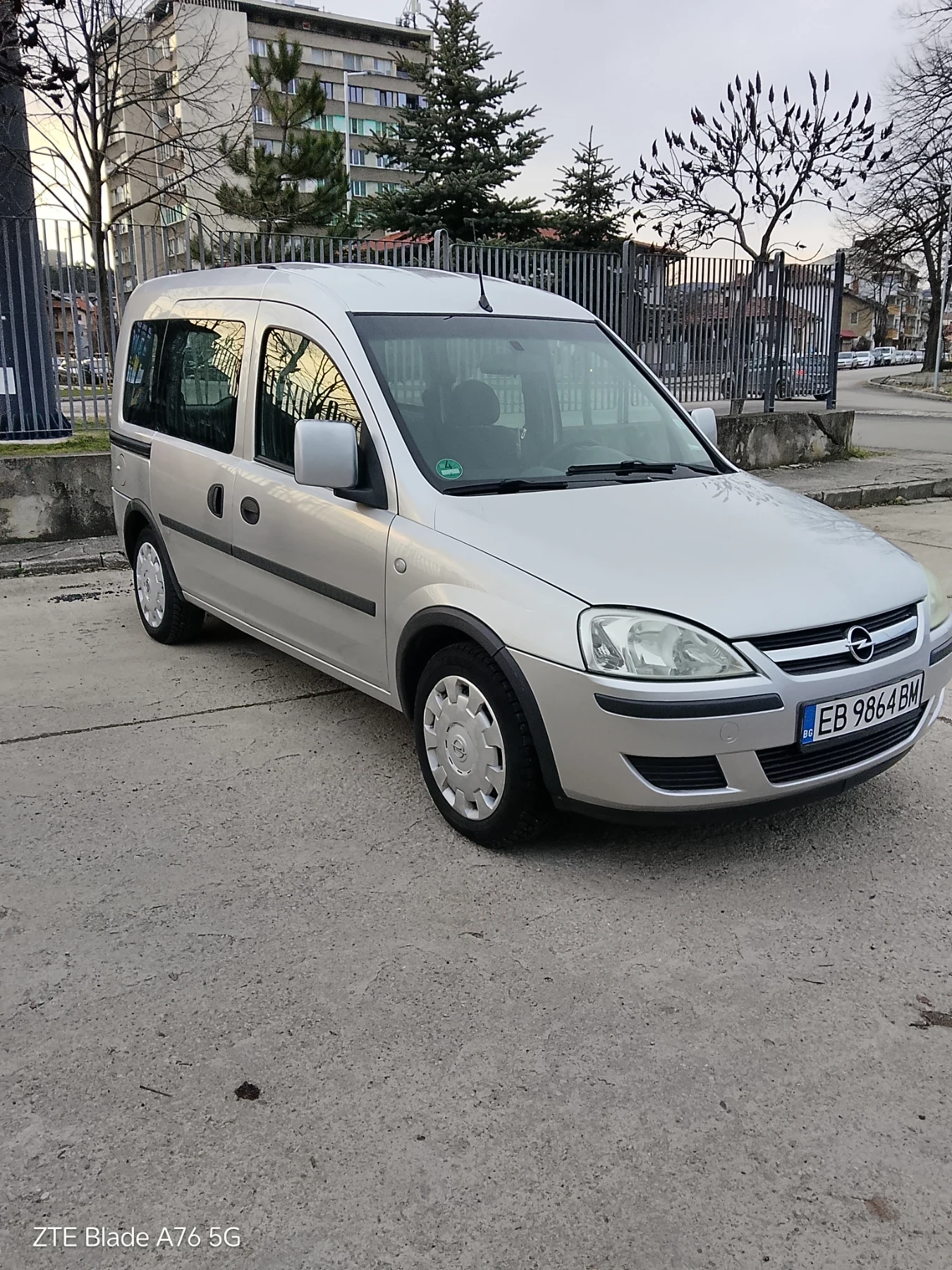 Opel Combo Пътническо - изображение 2