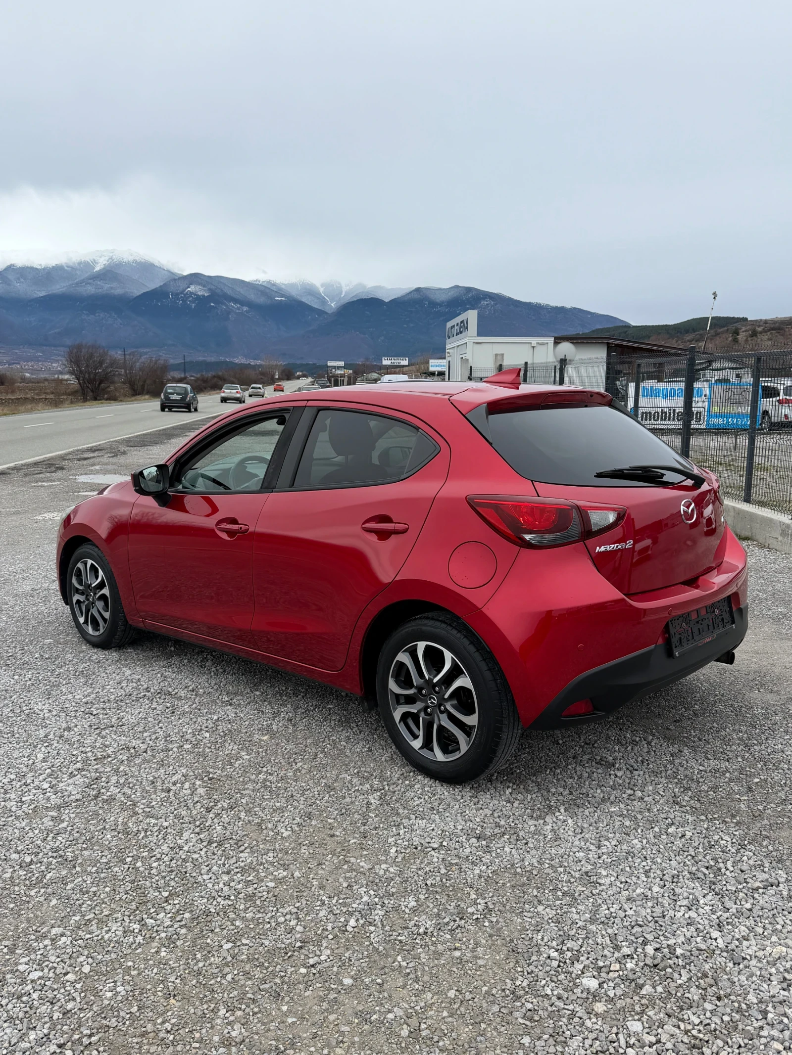 Mazda 2 1.5i G75 TAKUMI FACELIFT NAVI EURO 6 TUV COC | Mobile.bg � ����������� 8